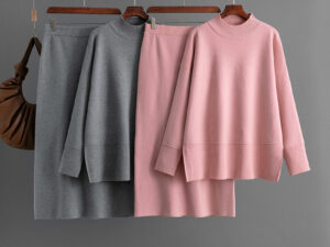 New FallWinter Solid-Color Turtleneck Sweater And Slit Bodycon Skirt Two-Piece Set