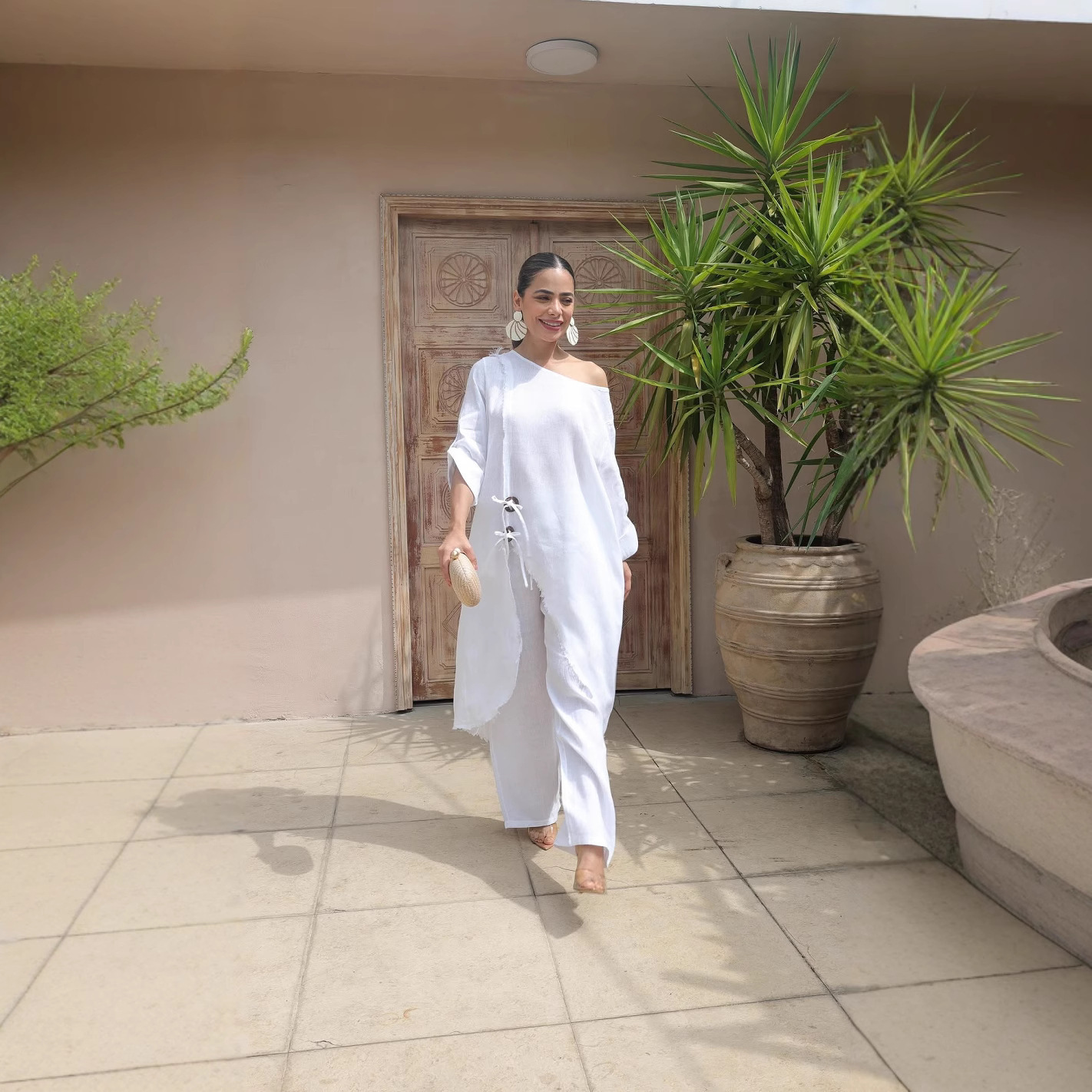 Wooden-button Loose Asymmetrical Robe Set With Long Pants - Image 3